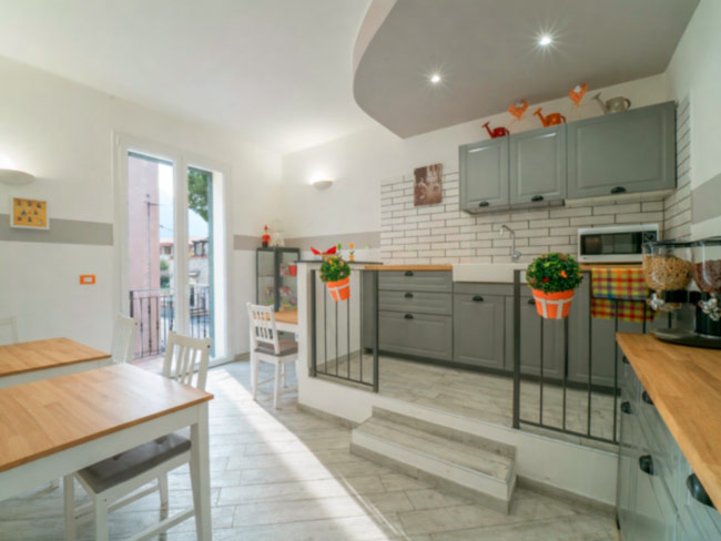 Sala colazione e cucina – Wi-Fi gratuito